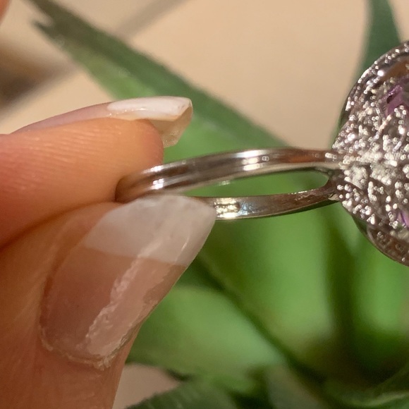 Lavender lust statement cocktail ring - Picture 5 of 8